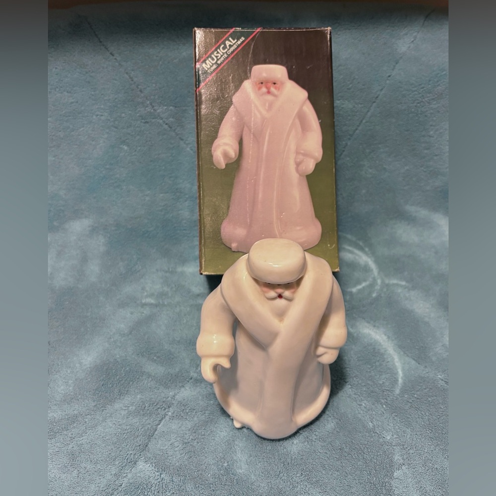 Vintage White Porcelain Santa Figurine Music Box, working .. excellent condition
